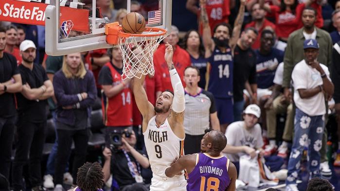 太陽在首圈第4仗被鵜鶘擊敗，被追平場數。(路透社)