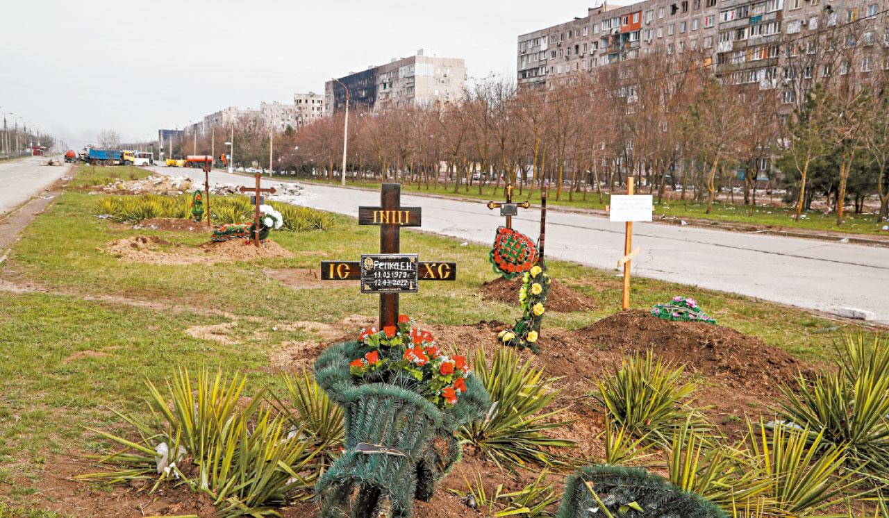 戰火摧殘｜市長：俄軍攜流動「火葬場」毀屍 傳馬里烏波爾遭化武攻擊