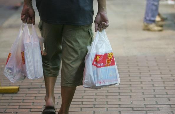 膠袋稅｜環境局建議膠袋徵費倍增至1元  外賣只限免費派一個