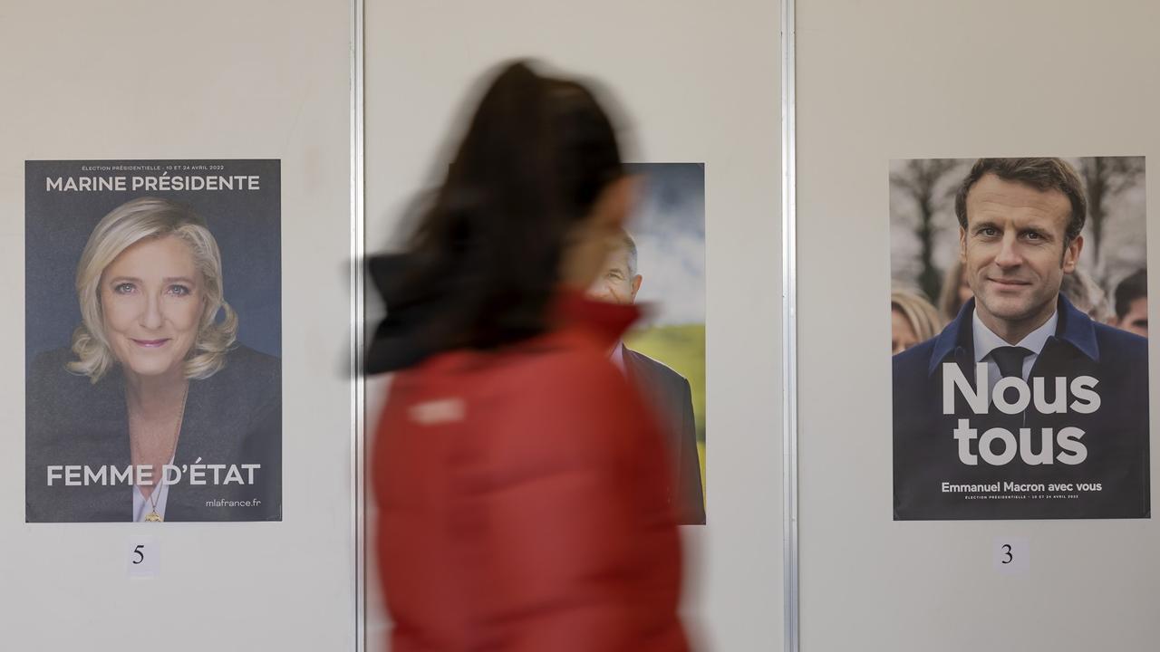 法國大選首輪投票結束，馬克龍瑪麗娜勒龐將進行次輪對決。(AP)