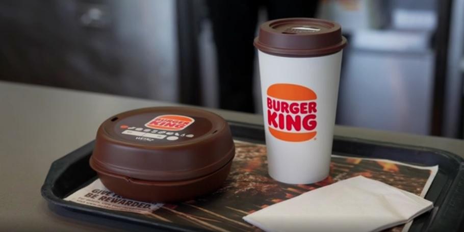 顧客付按金後可取得重用快餐包裝。(互聯網)