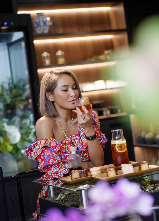 周焯華被追4.5億元 洗米嫂po新相宣傳自家咖啡店