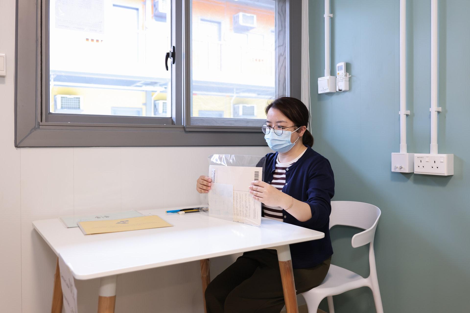 染疫考生需要到竹篙灣應試。(資料圖片／考評局提供)