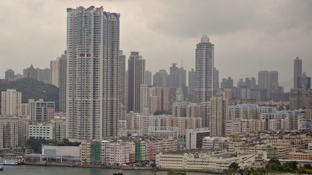 仲量聯行最新公布指，在第五波疫情拖累下，調整今年中小型住宅樓價之預測，由之前的上升0至5%，改為預期下跌約5%。（資料圖片）