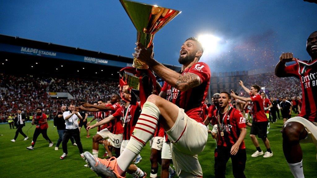 AC米蘭事隔11年再登意甲王座