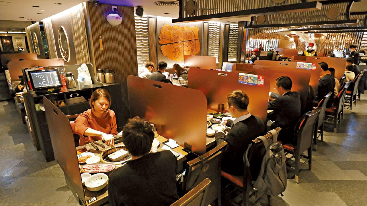 疫情穩定 防護中心續查私房菜群組 籲市民放心毋須急聚餐