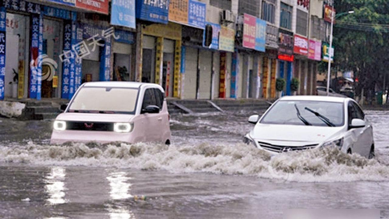 廣東暴雨打破近19年同期紀錄 港澳各錄近400毫米雨量