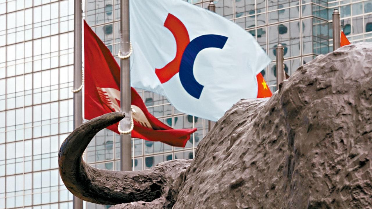 港股收市｜恒指反覆向下跌逾200點京東健康急挫13% | am730 | am730