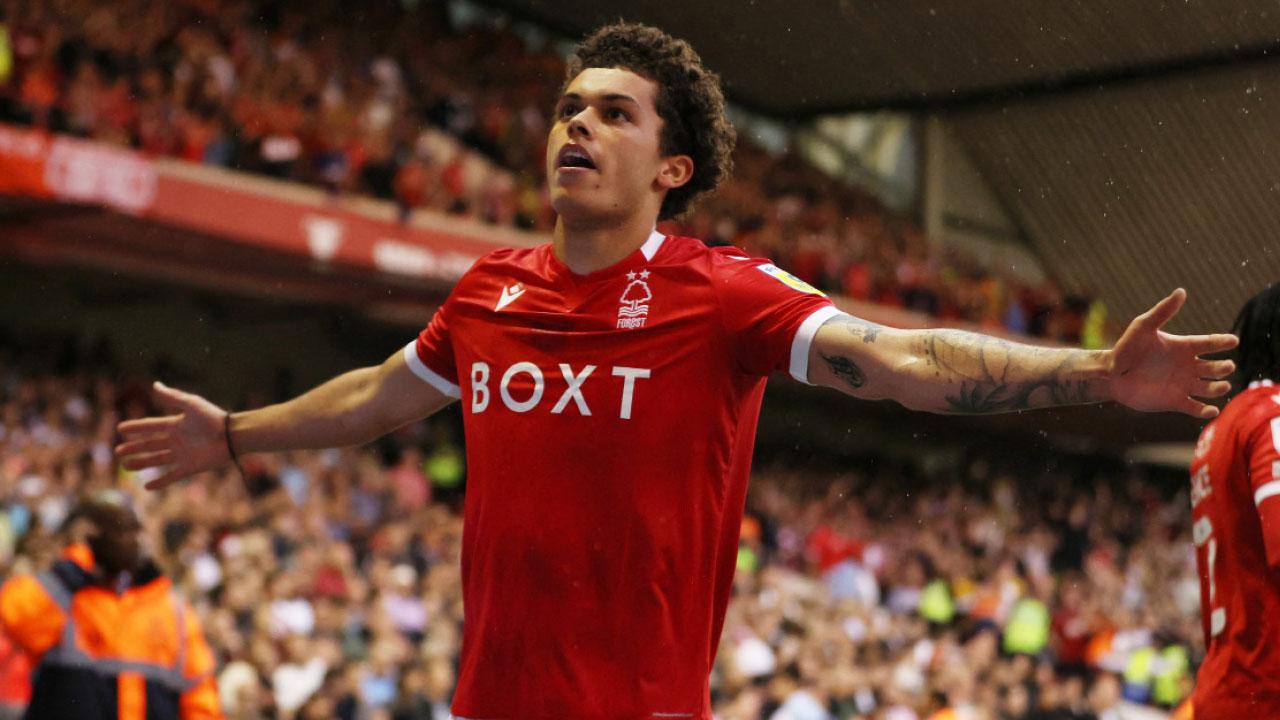 「掘金」足球決賽 哈軍森林爭上英超