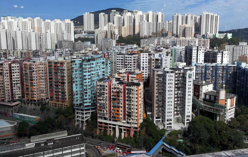 利嘉閣表示，二手賣家看好樓市前景，出現反價情況，加上本港整體經濟需要時間回勇，買家態度相對審慎，二手市場呈拉鋸局面。（資料圖片）