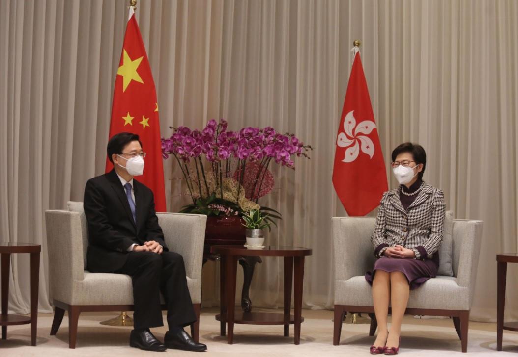 李家超早上到政府總部與林鄭月娥會面