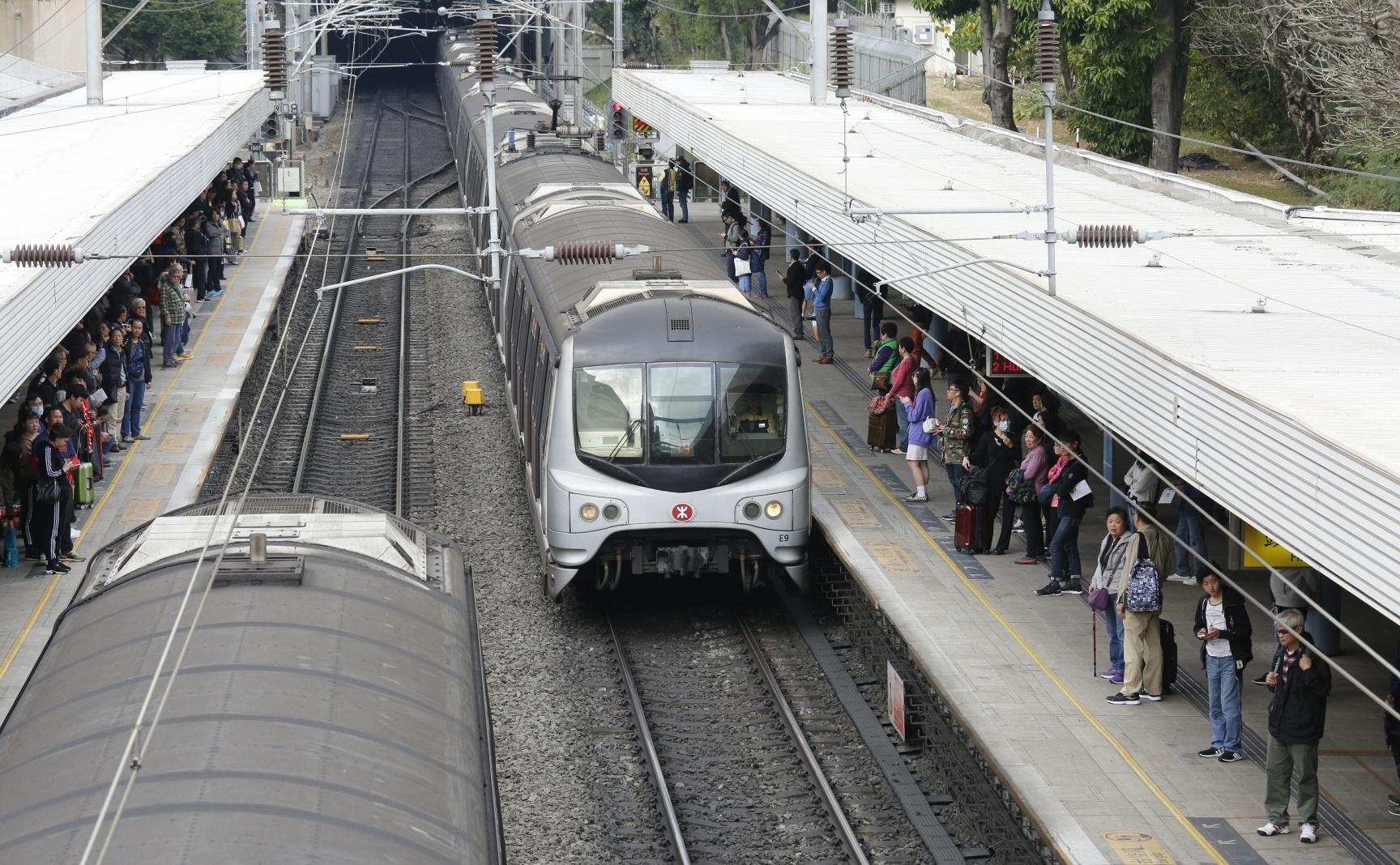 東鐵過海｜中期翻新列車周五退役 「烏蠅頭」下午1時紅磡往沙田道別