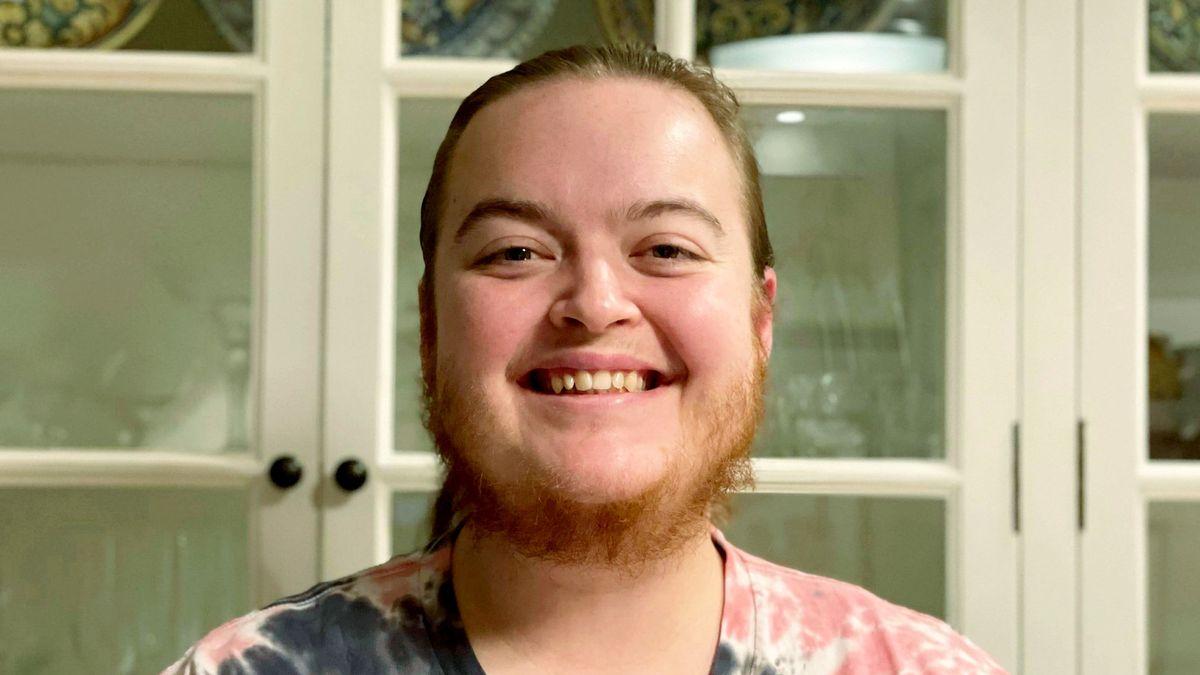 科爾曼「女人生鬚」，過去受盡欺凌，現在樂於做回自己。(互聯網)