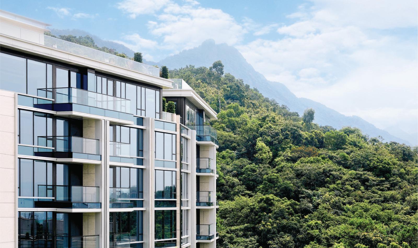 嘉里旗下筆架山豪宅緹山，今日以招標形式售出2座3樓B室分層大宅，造價7,450萬元，呎價近4.4萬元。