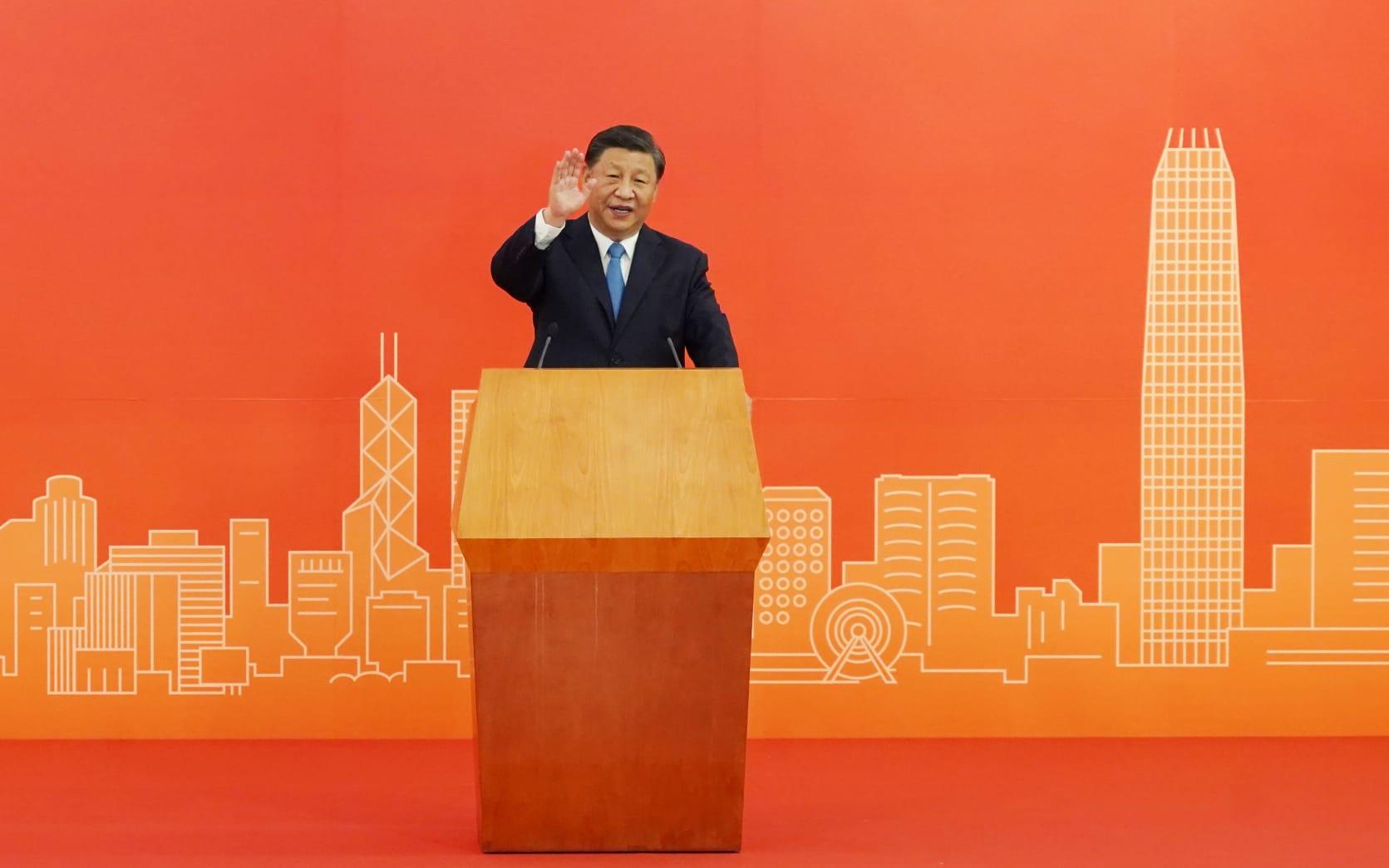 習近平指，香港歷盡風雨後浴火重生，呈現出蓬勃的生機。