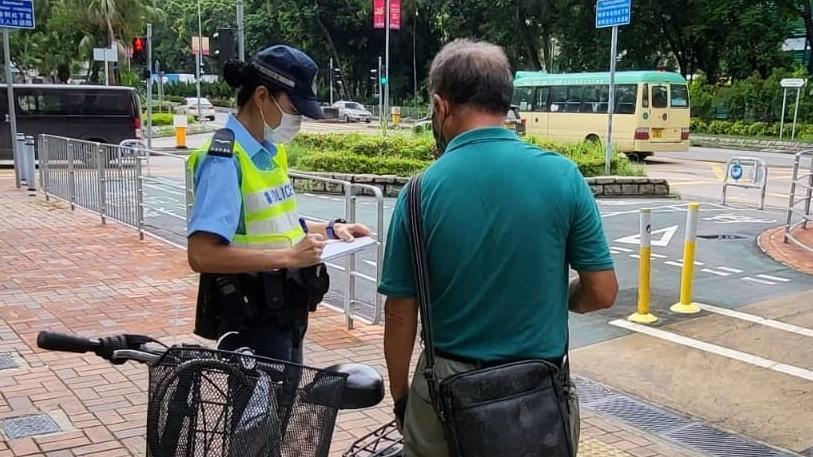警方新界北總區交通部一連兩日進行打擊單車違例行動。