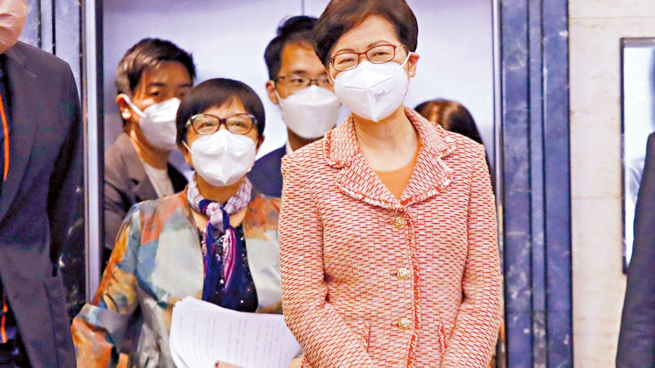 遭制裁後與家人同仇敵愾 寄語下屆政府官要不畏鬥爭