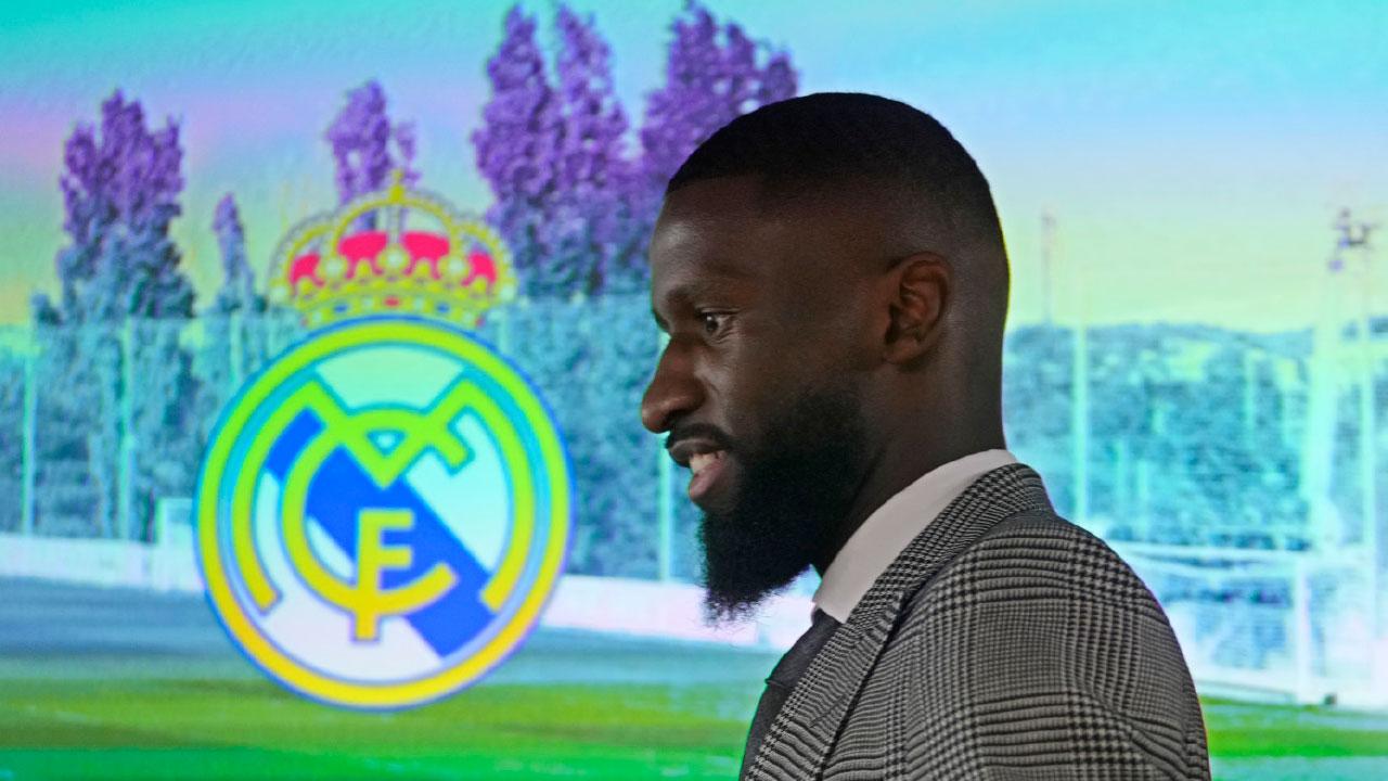 魯迪格拒巴塞終投皇馬