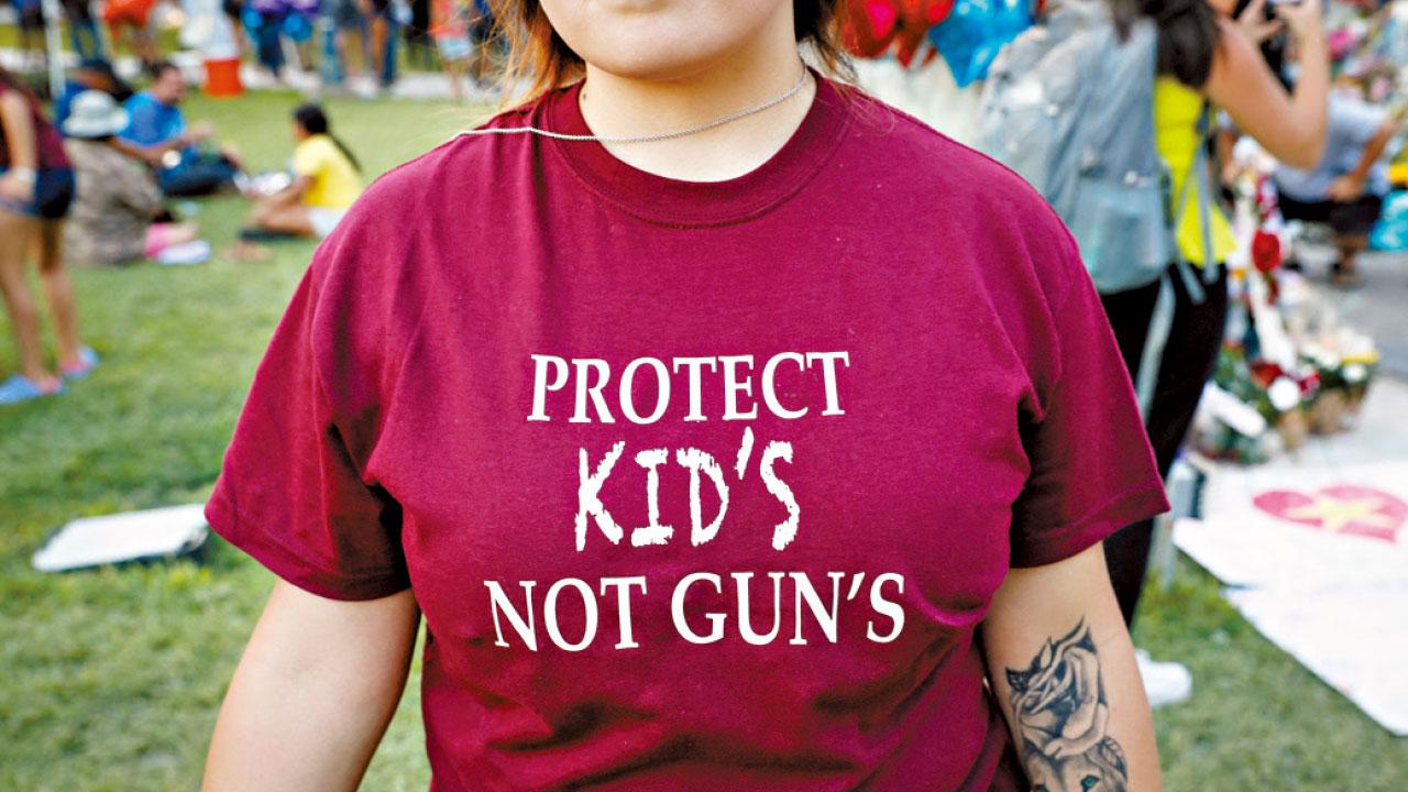 美國軍工複合體與擁槍權