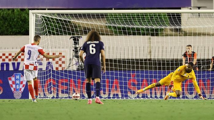 卡拉馬歷的12碼為克羅地亞迫和。(路透社)