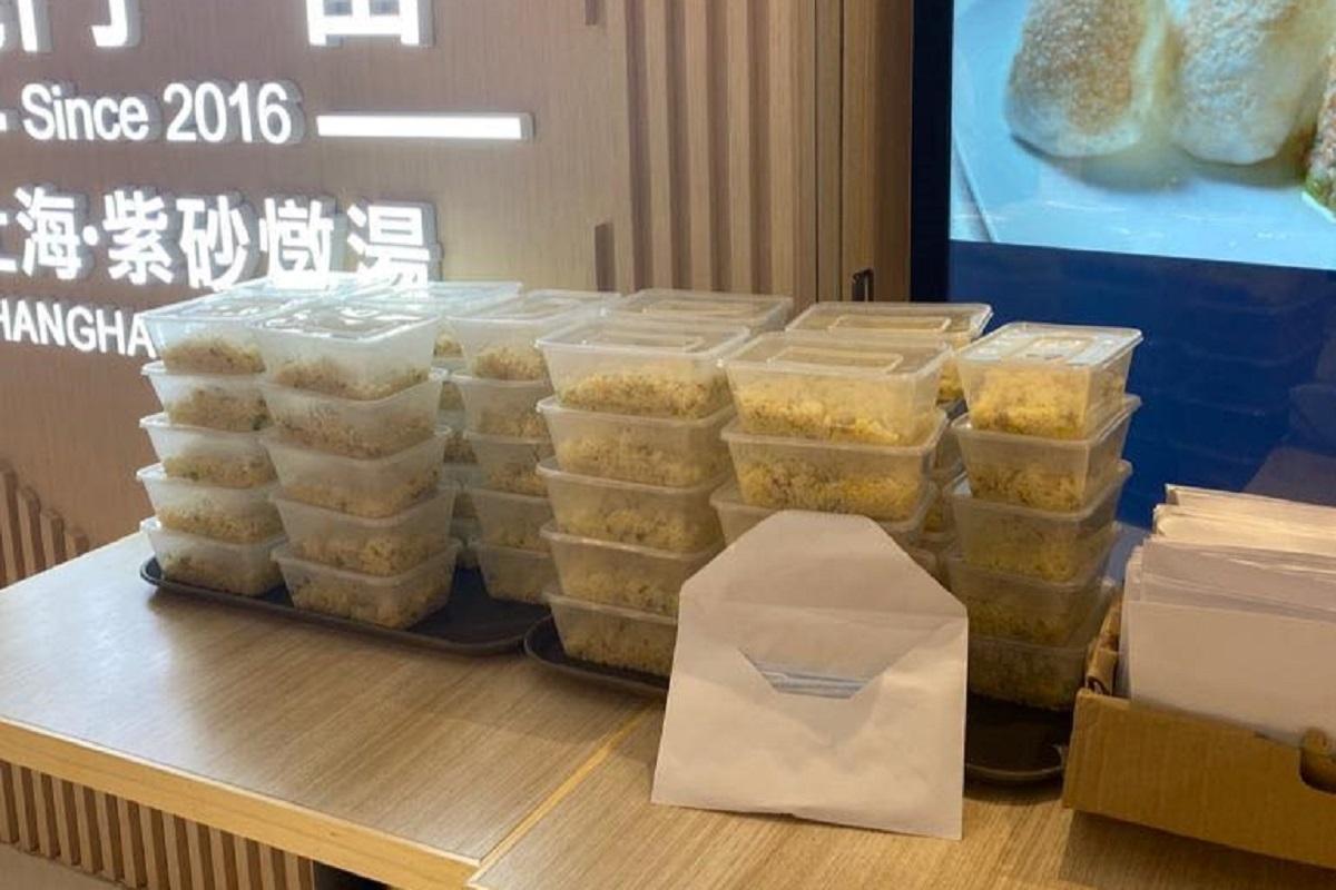 荃灣食肆「龍門一番上海·紫砂燉湯」再有炒飯被檢出含過量蠟樣芽孢桿菌。(FB專頁「龍門一番」)