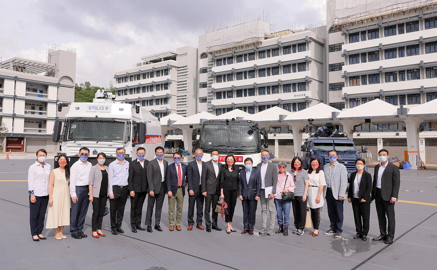 監警會赴警察機動部隊總部   主席：警隊積極落實會方提出的52項改善建議