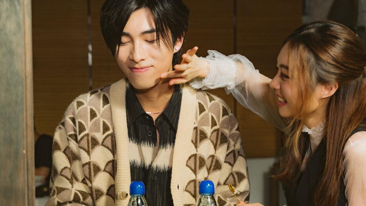 吳啟洋單飛處女作《漸漸地》MV    為《造星》師妹Yoyo甘心做兵