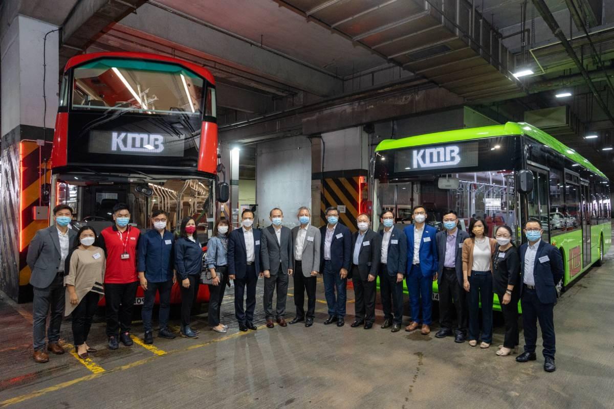 立法會交通事務委員會參觀九巴廠