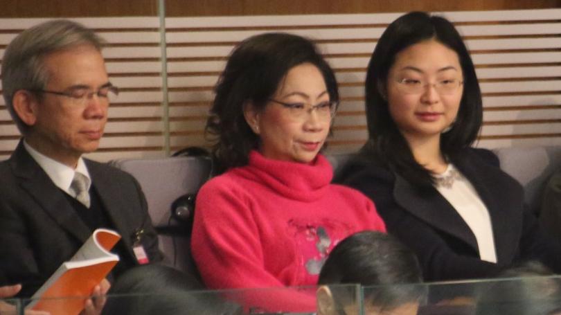 梁振英指美國運通已向梁唐青儀致歉。(資料圖片)