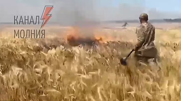 烏克蘭局勢｜俄軍用燃燒彈炸烏小麥田 被指欲釀飢荒(有片)