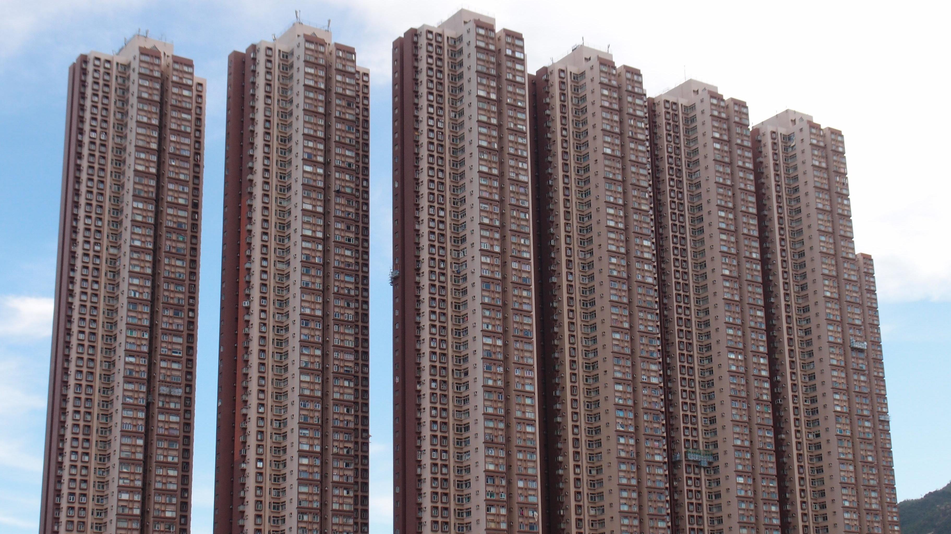 新屯門中心近日錄得短租成交個案，單位為6座高層A室，實用面積501方呎，短租5個月，月租12,500元，租金回報率有2.5厘。