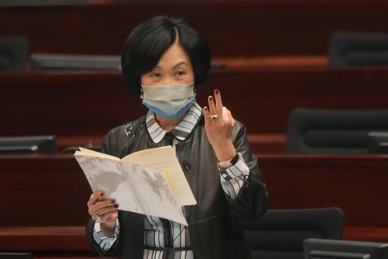 葉劉淑儀指，23條立法須重新考慮國際形勢，相信立法後不會對人權自由造成損害。