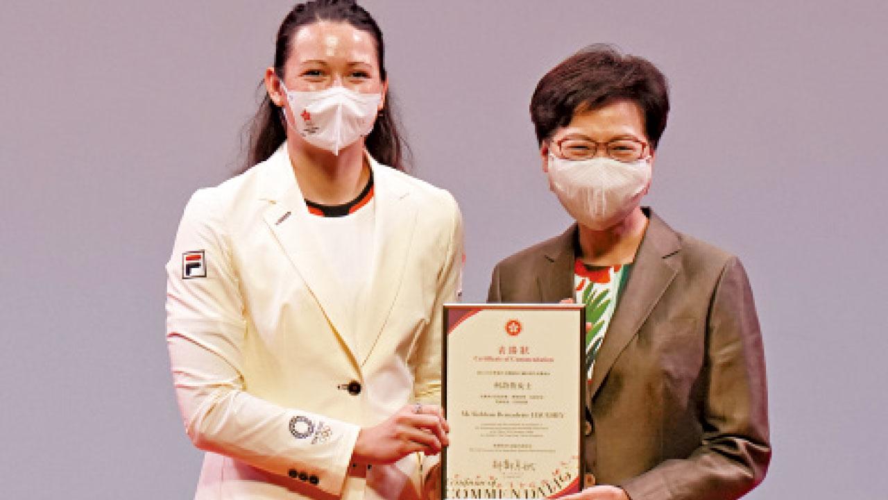 勳銜和嘉奬人數創新高 讚揚運動員抗疫人員