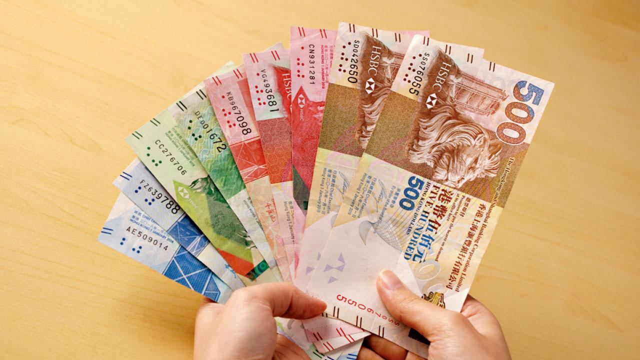 在樓市下跌時 Cash is 兵