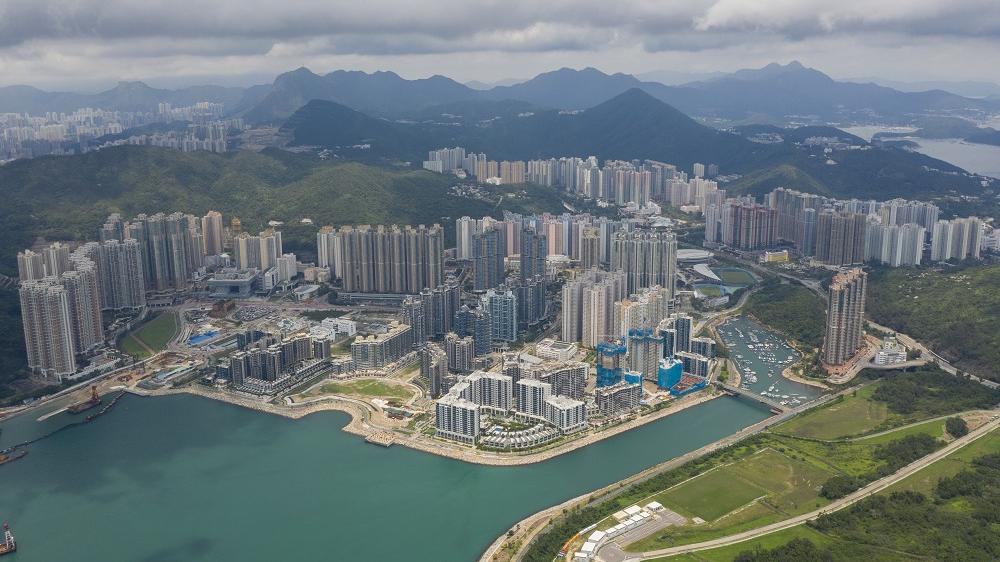 美國持續加息及擴大加息幅度，打擊樓市氣氛，拖累樓宇買賣登記連跌兩個月。(資料圖片)