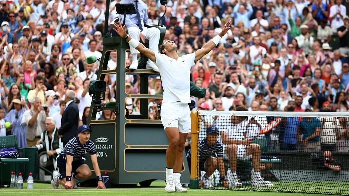 拿度在溫網八強險勝美國的費斯。(路透社)