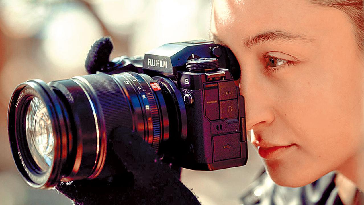 40fps追焦連拍 支援ProRes編碼 APS-C無反稱王FUJIFILM X-H2S