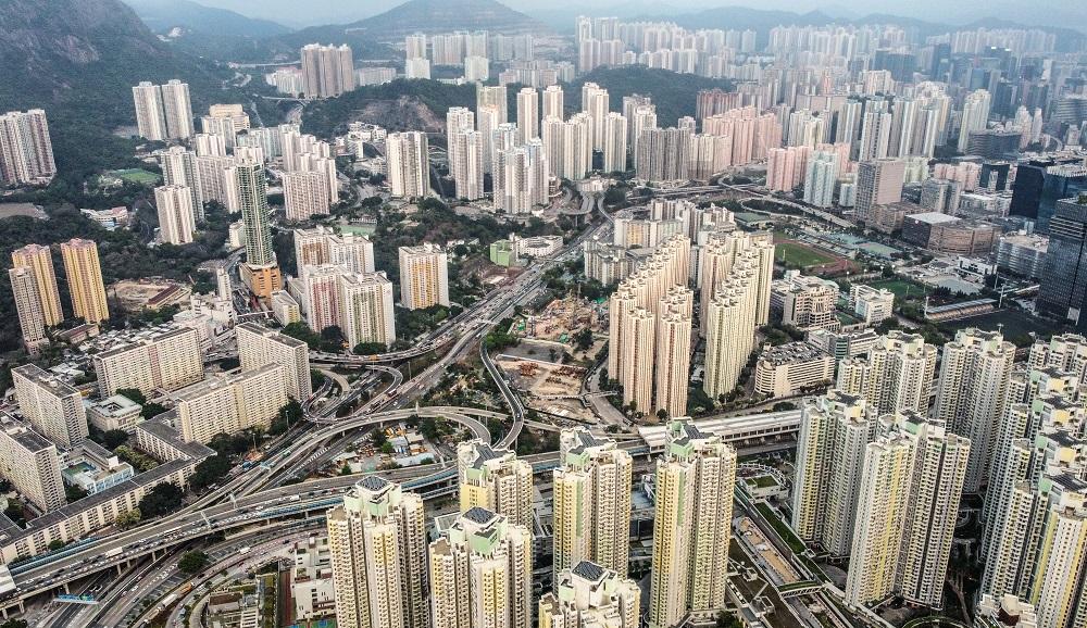 中原研究指，受持續加息影響，今年截止至7月27日，整體樓宇買賣合約登記預計全月錄5,000宗及420億元，宗數及金額將齊創4月的4,852宗及417.9億元後3個月新低。(資料圖片)