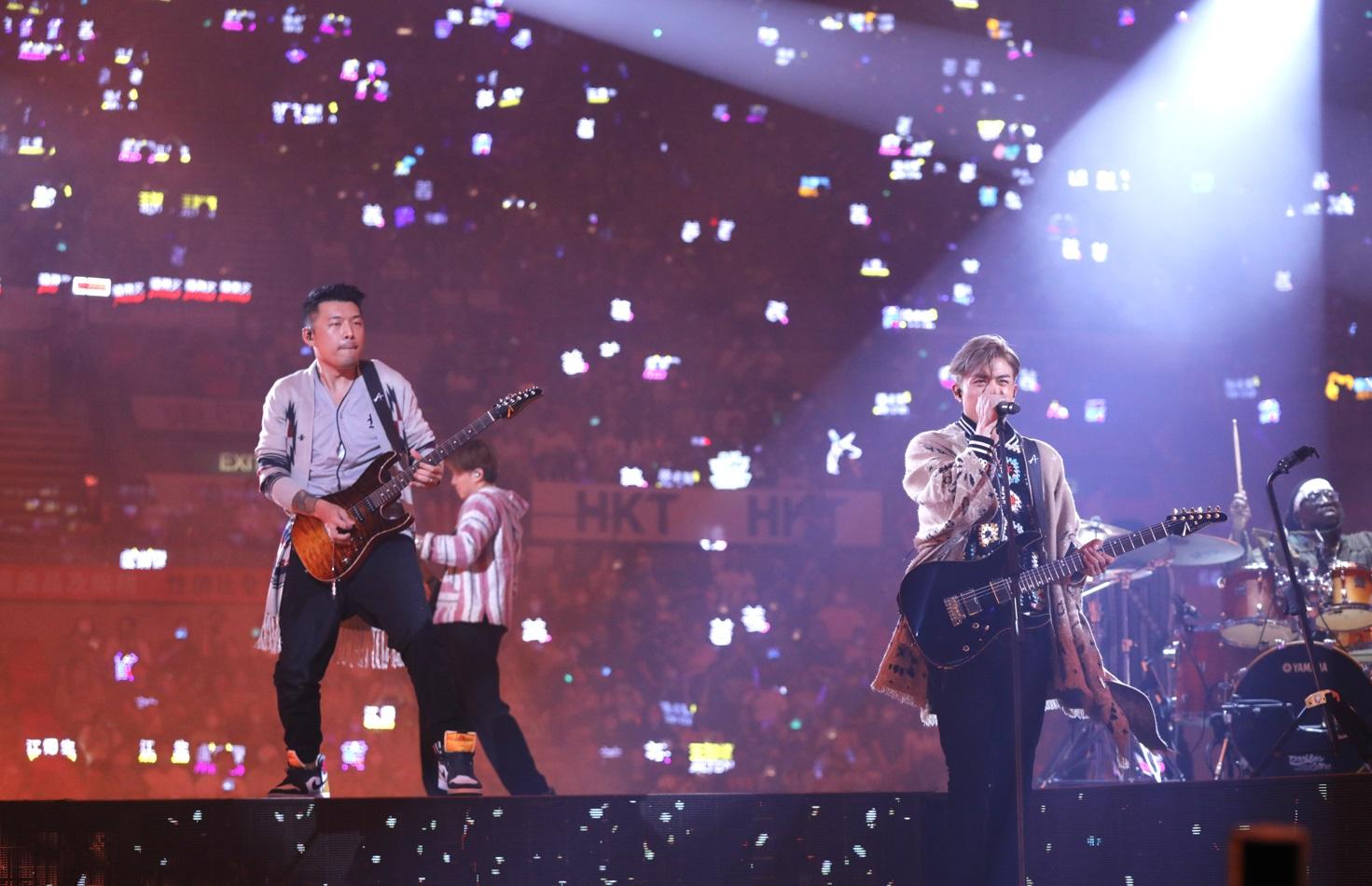 MIRROR演唱會意外｜傳有樂手墮台 Jason Kui︰我冇跌落台底