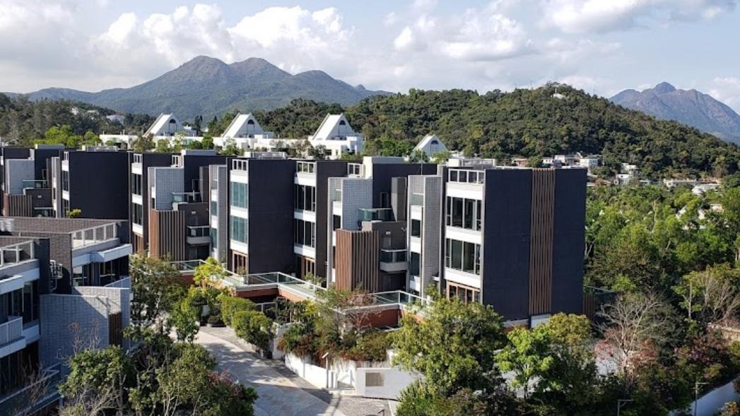 西貢半新樓豪宅盤傲瀧近日連錄蝕讓成交，最新錄20座高層三房套戶成交，作價1,500萬元，料實蝕近90萬元離場。(資料圖片)