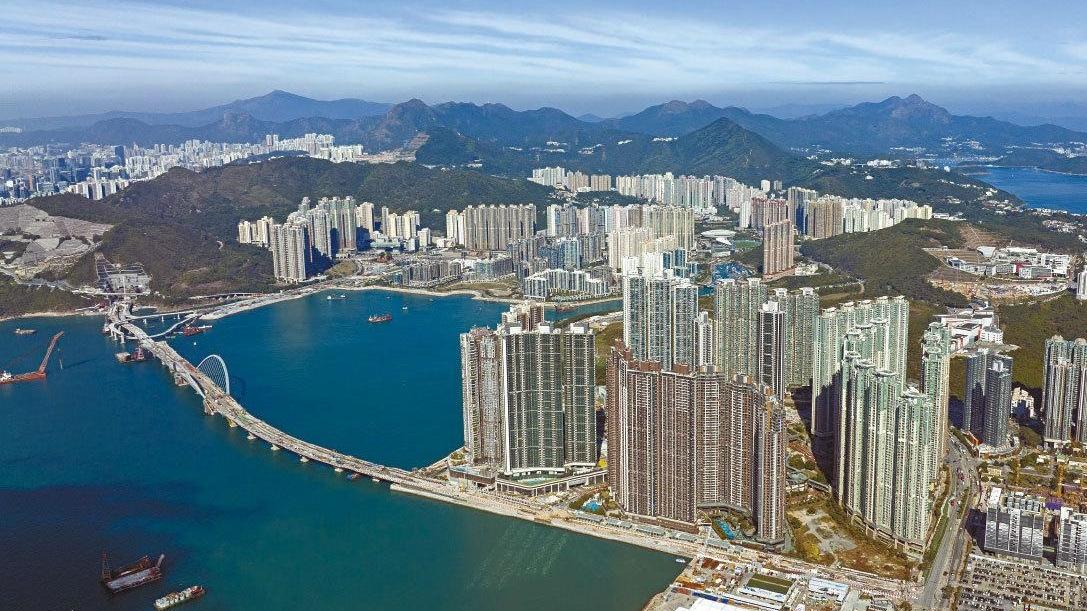 中原研究指，7月份價值1,200萬至2,000萬元的二手私人住宅買賣登記中，康城、西半山、將軍澳及大圍片區買賣跌幅明顯。(資料圖片)