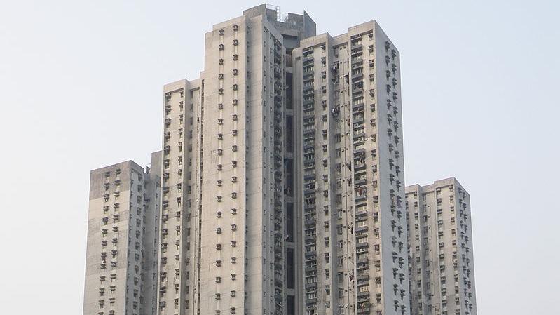 居屋景明苑一個高層三房單位放盤3個月，累減128萬元後，以490萬元沽出，減幅達兩成。(網上圖片)