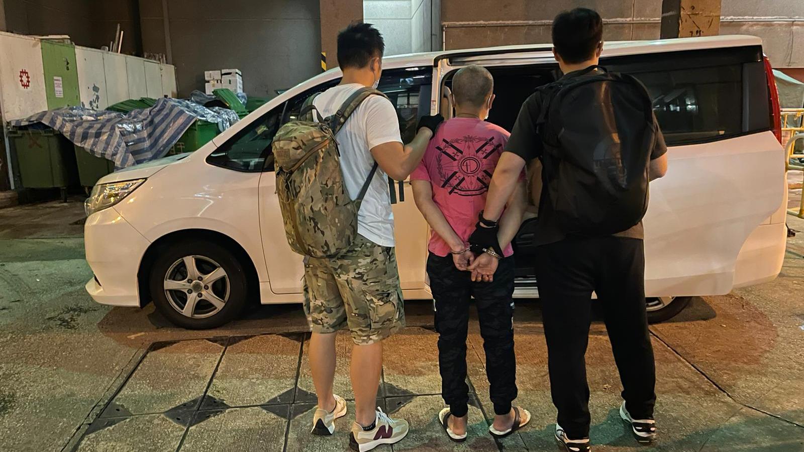 慈樂邨男涉販毒被捕，檢1.6萬懷疑冰毒。(警方圖片)