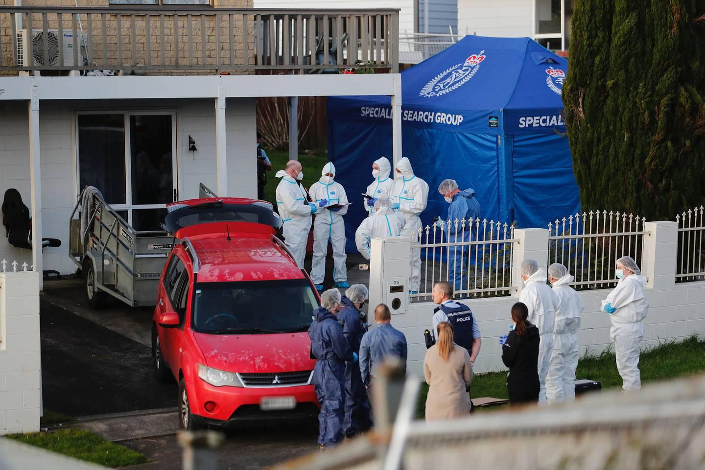 一家人拍賣會尋寶竟買得人體遺骸，更一度被疑涉案。(網上圖片)