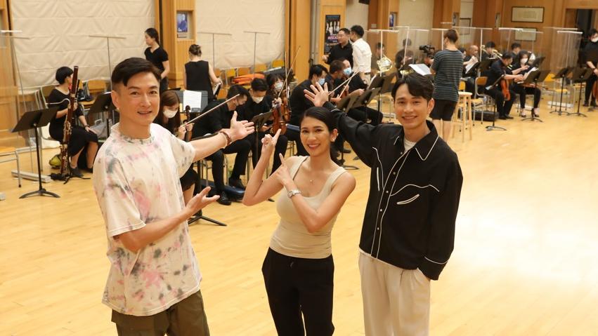  王梓軒站台演音樂劇安全第一 《淪落人》Crisel產後三個月紮肚收身