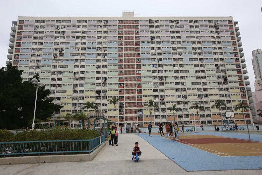 公屋租金10月起上調1.17%，每戶平均每月上調26元。(資料圖片)