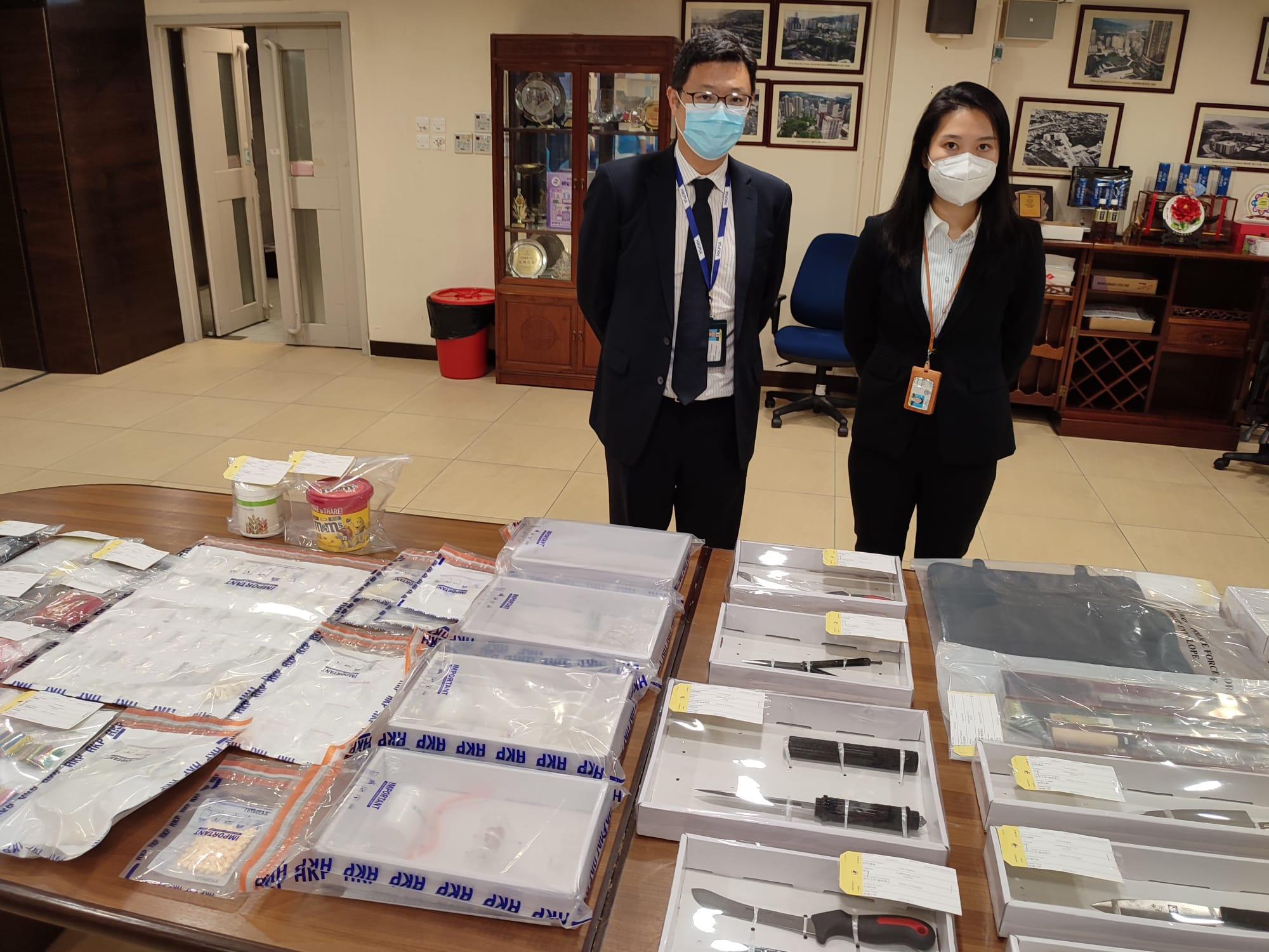 警方破獲葵涌公屋毒窟，並拘捕一名33歲男子。(資料圖片)