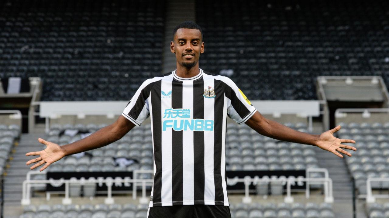 再添瑞典中鋒伊沙克 紐卡素望破利物浦魔咒