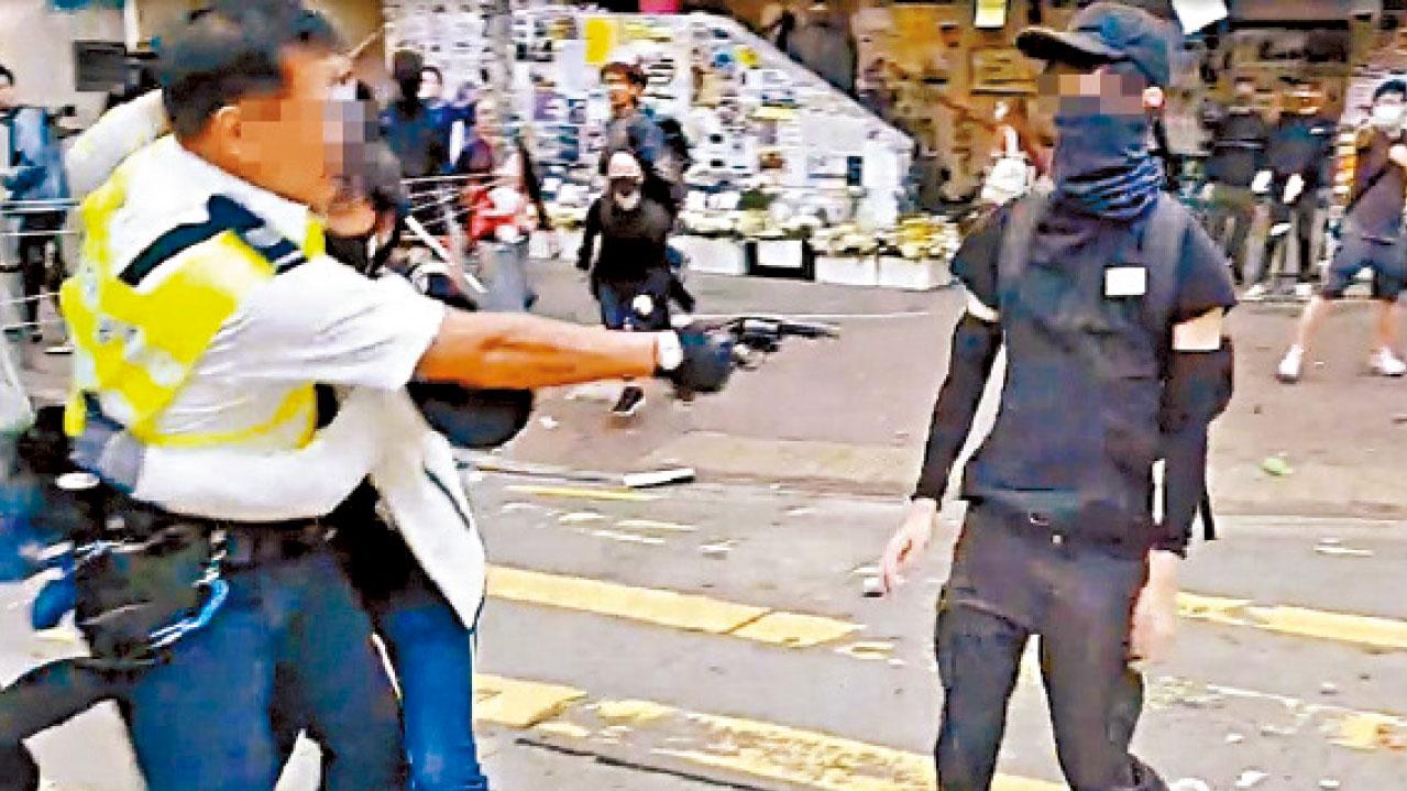 西灣河開槍案2被告企圖搶槍等罪成