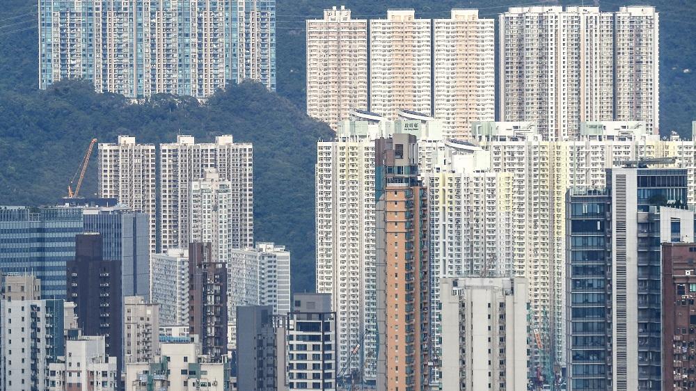 中原稱，受美國持續加息影響，二手市況轉淡，令傳統大型屋苑交投明顯放緩。(資料圖片)